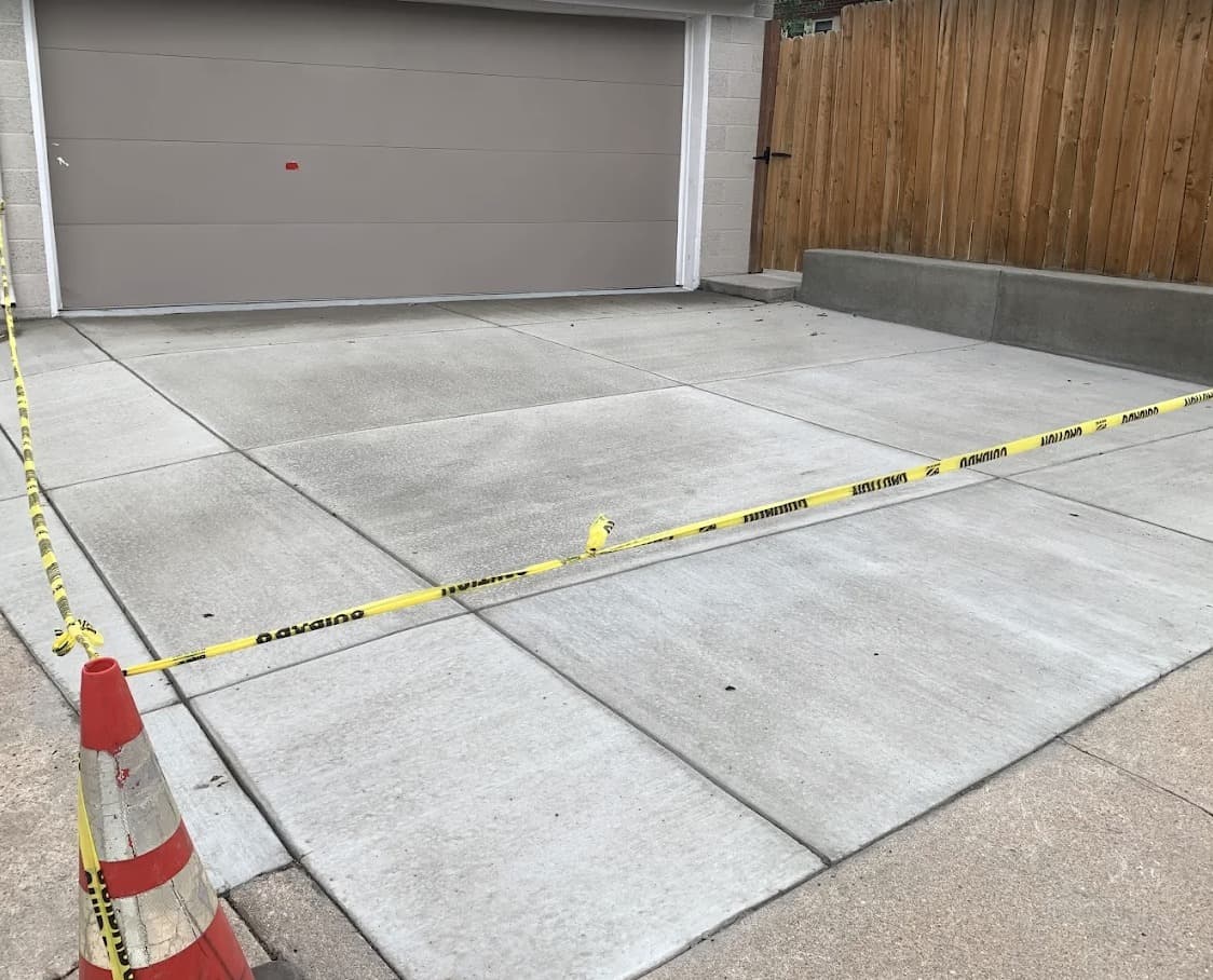 Garage slab with control joints
